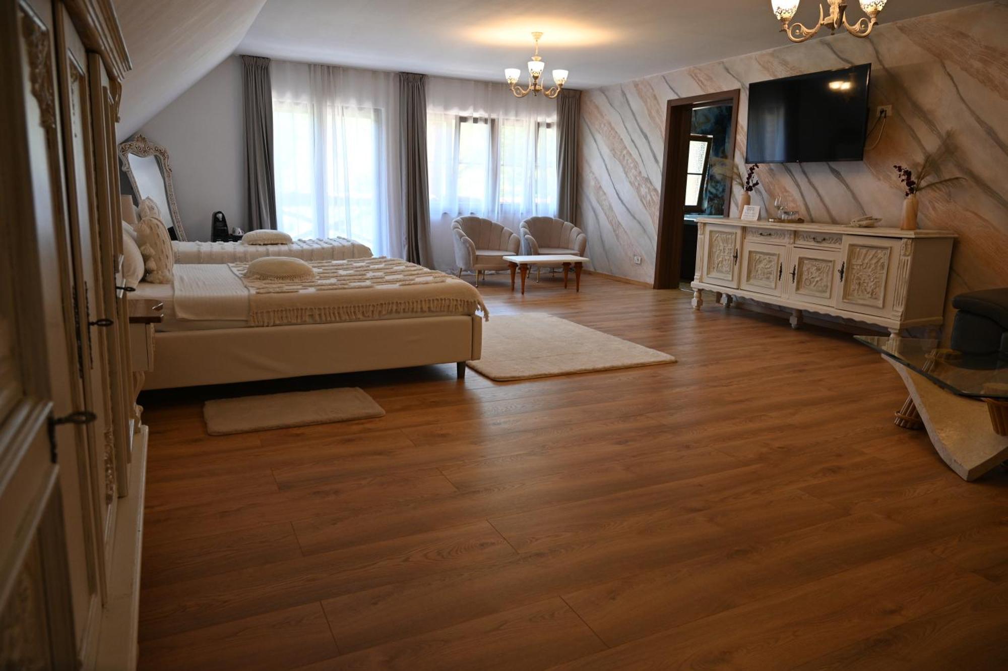 Hotel Conacul Radacinilor Petroşani Esterno foto