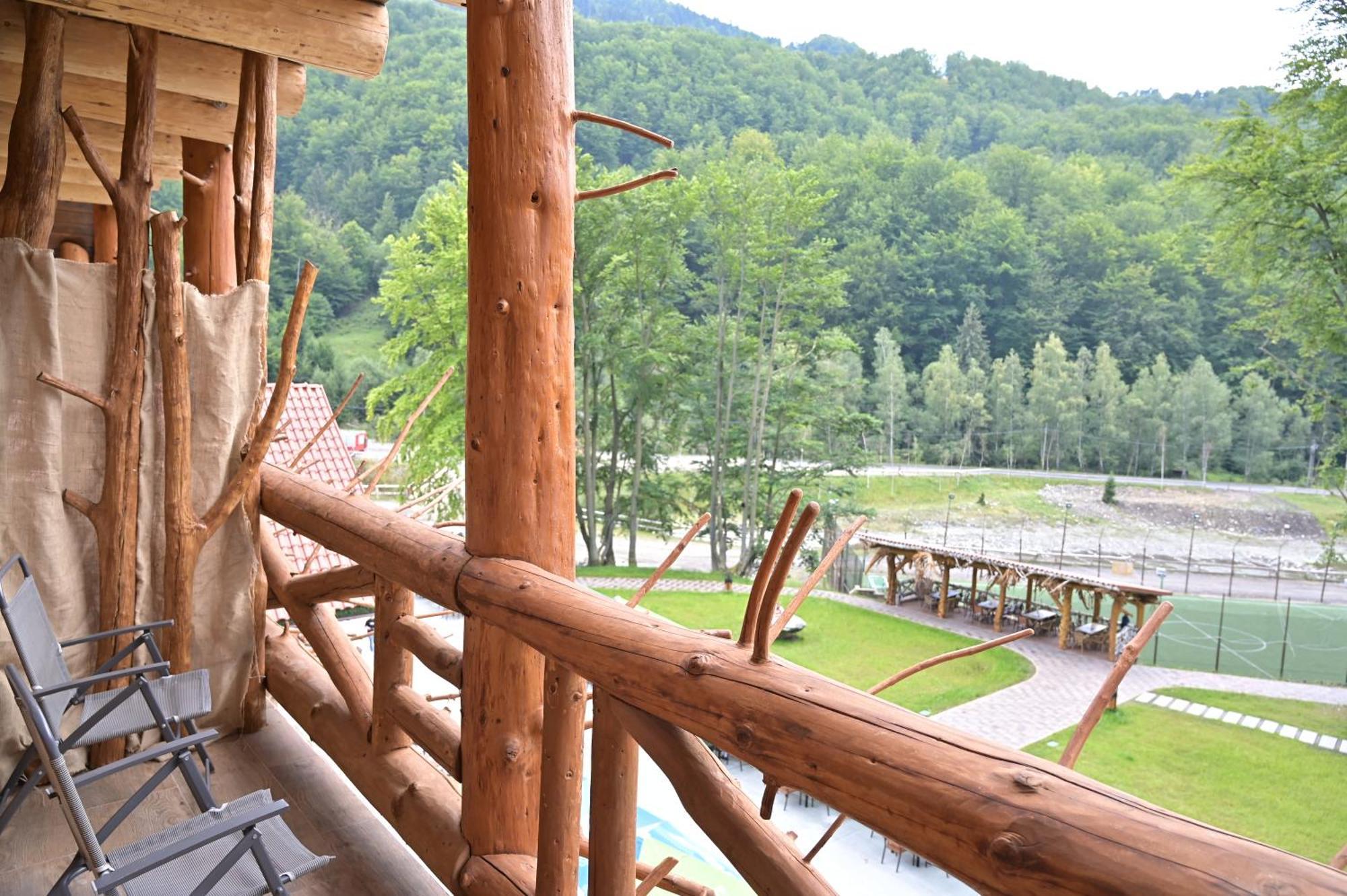 Hotel Conacul Radacinilor Petroşani Esterno foto